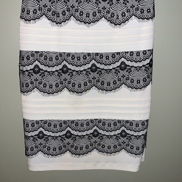 PERFECT condition - lace and off white dress - Picture 3 of 9